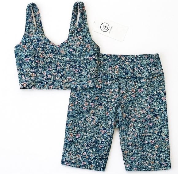 SAGE COLLECTIVE Ditsy Flower Active Set - Picture 2 of 2